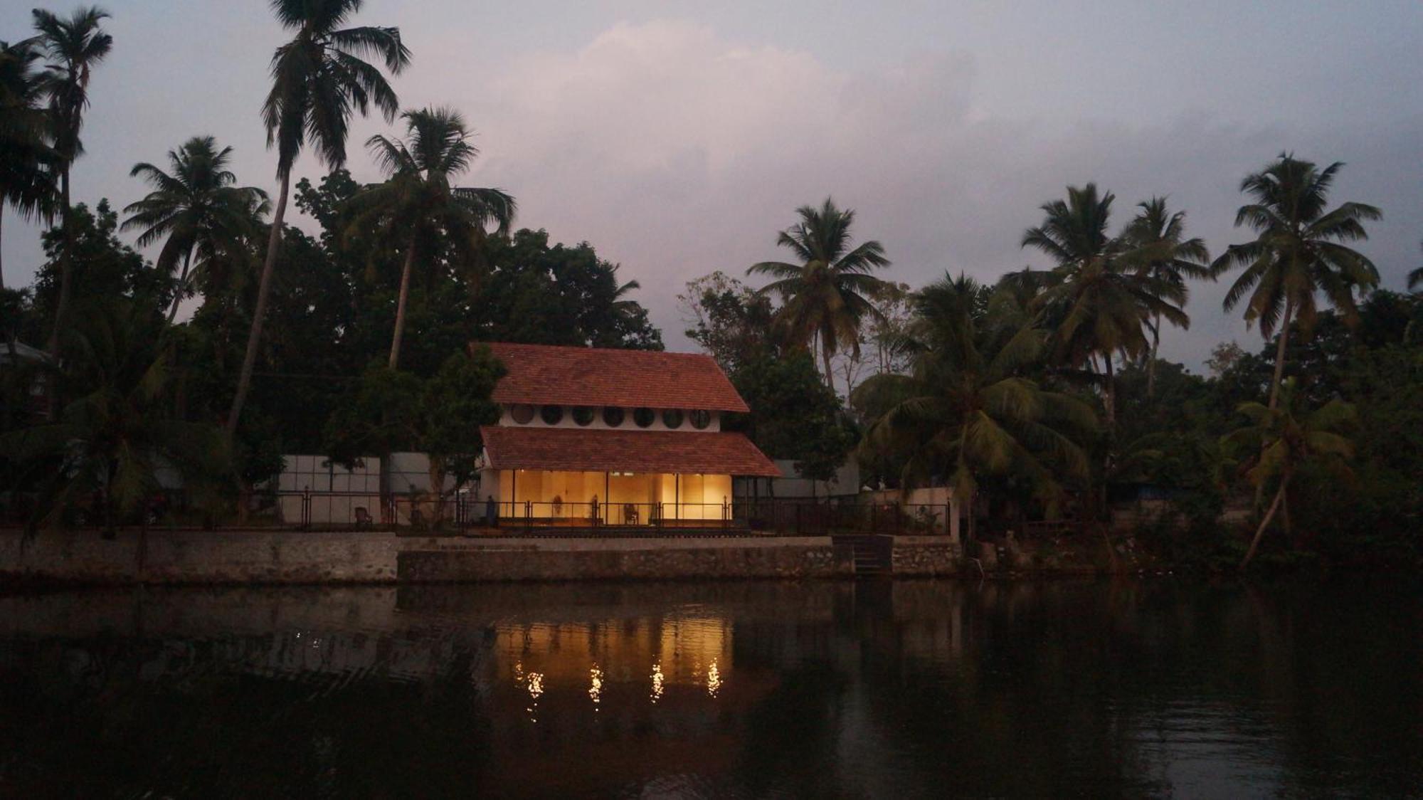 Blue Lake Villa Kollam Exterior foto